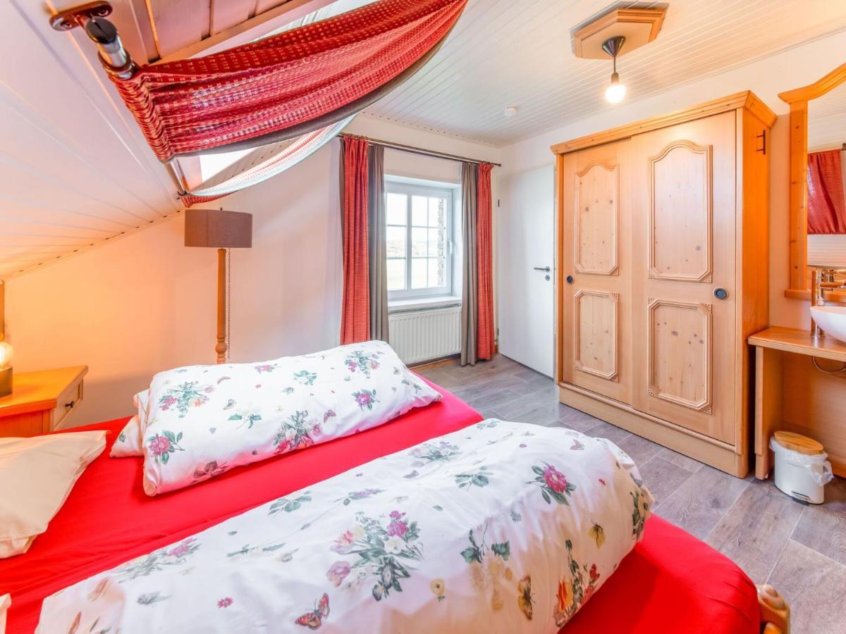 Luxurious House With Sauna In A Farm In Bastogne Esterno foto